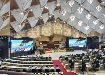 Dprd Kaltim Gelar Rapur Bahas Pandangan Fraksi Terhadap Rpjmd 2025–2029
